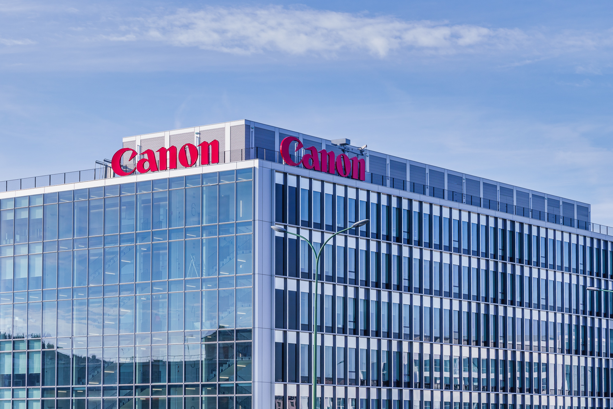 canon-europe-press-centre-headquarters-france